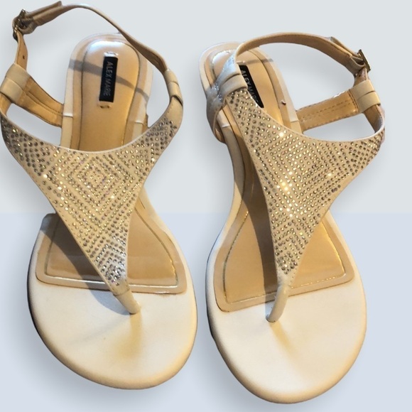 Alex Marie white rhinestone strappy wedge sandal. Size 9 - Picture 1 of 8